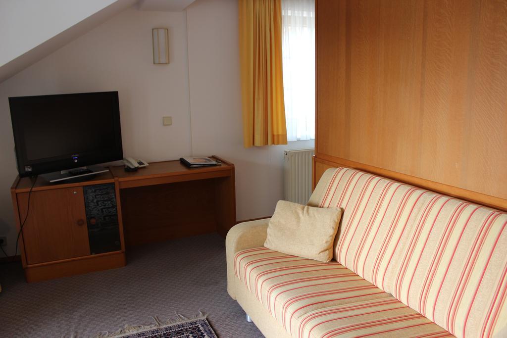 Seehotel Paulitsch Velden am Wörthersee Habitación foto