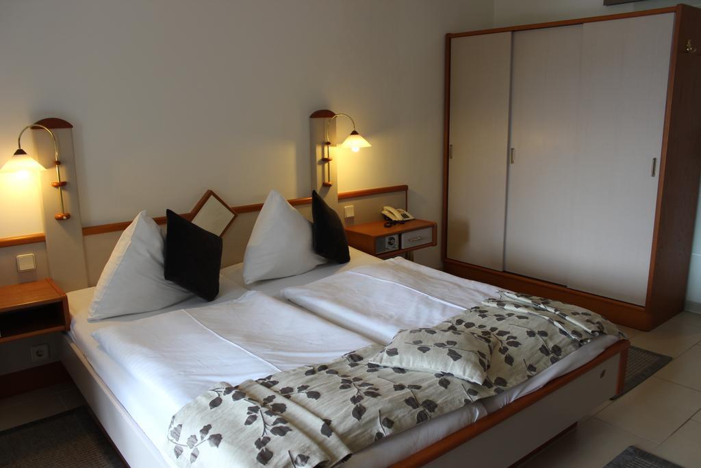 Seehotel Paulitsch Velden am Wörthersee Habitación foto